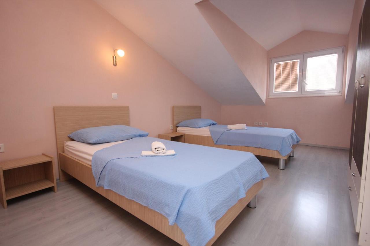 Apartments By The Sea Tkon, Pasman - 686 المظهر الخارجي الصورة